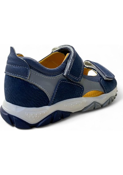 246 Erkek Çocuk Deri Korseli Sandalet fırsatları