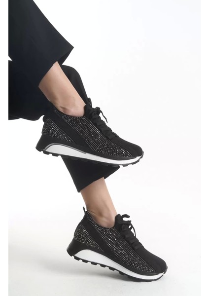 Alya Bağcıklı Ortopedik Taban Taşlı Kadın Sneaker Spor Ayakkabı Bt - Siyah