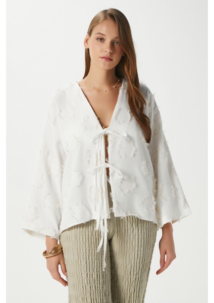 Kadın Harmony Bağcıklı Ekru Kimono Gömlek