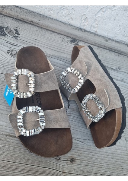 Taşlı Tokalı Bayan Terlik