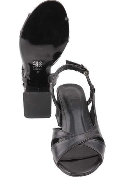 25BY25.958 Bej Cilt Stıletto Topuklu Ayakkabı fırsatları