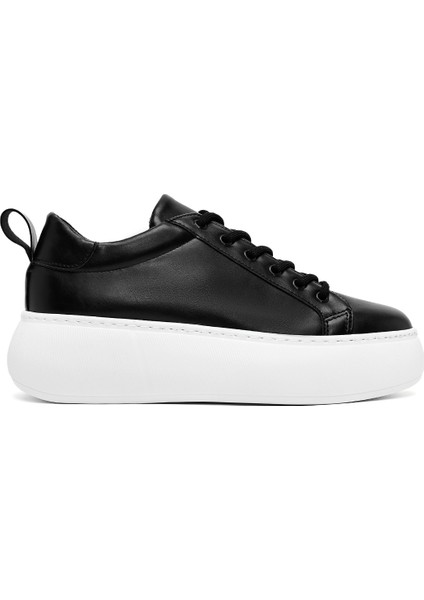 Kadın Siyah Bağcıklı Kalın Tabanlı Sneaker 25SFE210818