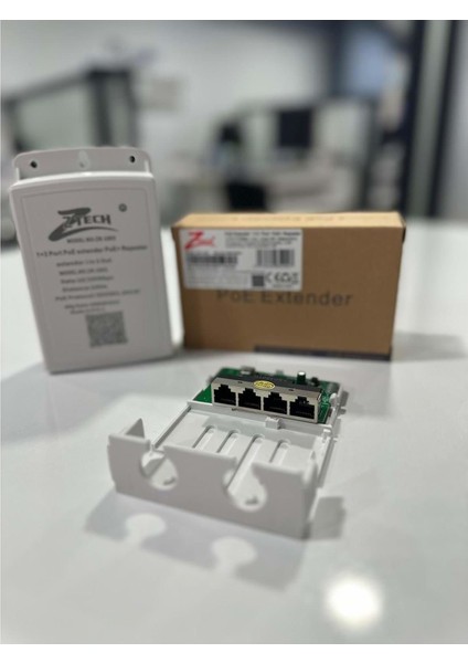 Ztech ZR-1003 1+3 1 Giriş 3 Çıkış 100MT Poe Repeater Çoklayıcı Tekrarlayıcı