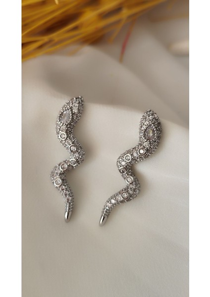 Zirkon Damla Taşlı Yılan Silver Küpe