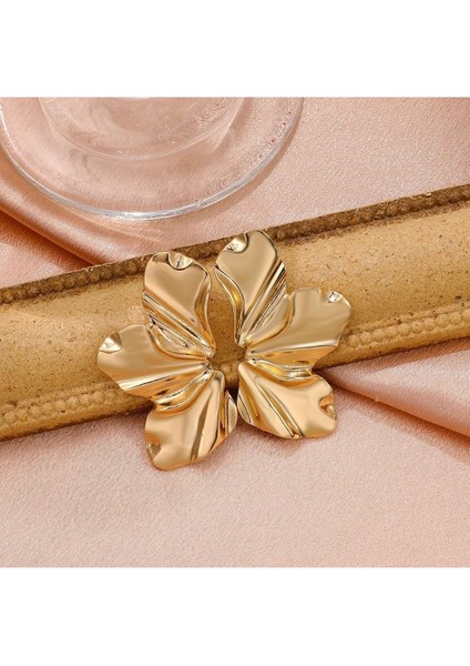 Küçük Kanatlı Metal Gold Küpe modelleri