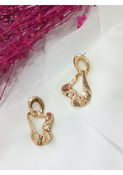Kıvrımlı Bukle Iki Halkalı Metal Gold Küpe fiyatları