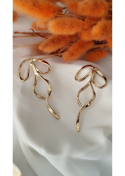 Sarkıt Büyük Fiyonk Metal Gold Küpe