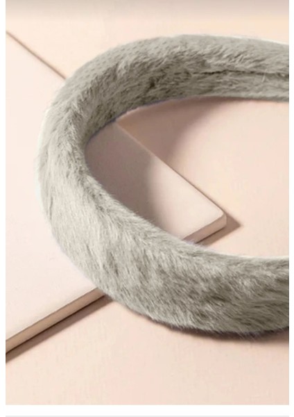 Ipar Takı ve Tasarım Peluş Taç fiyatları