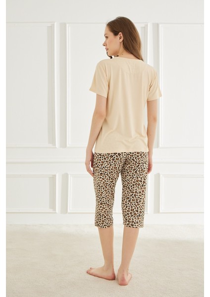Kadın Pijama Takımı Kapri Kısa Kol modelleri