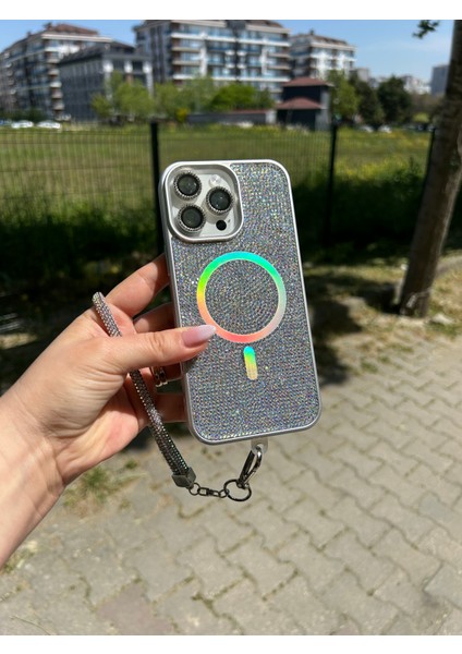 Apple iPhone 15 Uyumlu Magsafe Özellikli Lüks Taşlı Glamour Set Kapak