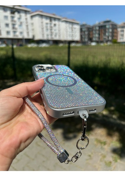 Apple iPhone 15 Uyumlu Magsafe Özellikli Lüks Taşlı Glamour Set Kapak