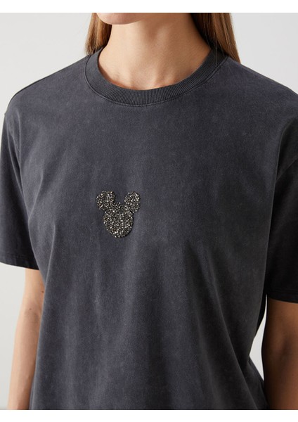 Yeni Sezon Mickey Mouse Tasli Oversize Kadin Tisort - S5I058Z8 modelleri