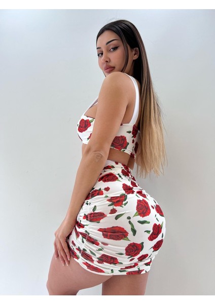 Beyaz Kırmızı Gül Desenli Büzgülü Ikili Takım fiyatları