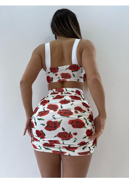 Beyaz Kırmızı Gül Desenli Büzgülü Ikili Takım modelleri