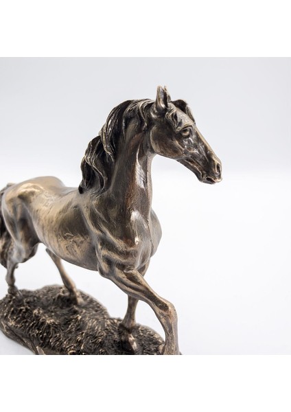 Veronese Ayakta At Figürü, Bronz El Boyaması, Dekoratif Heykel 15,5 x 6 x 15,5 cm modelleri