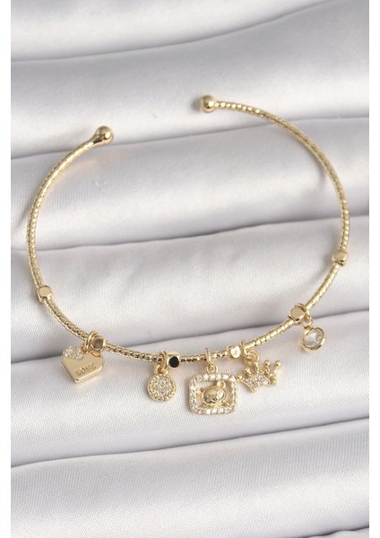 Pirinç Gold Renk Sallantı Zirkon Taşlı Ayıcık Figür Taç Detay Charm Kadın Bileklik