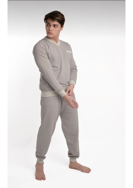 V Yaka Ribana Manşetli Pamuklu Geniş Kesim Klasik Erkek Pijama Takımı