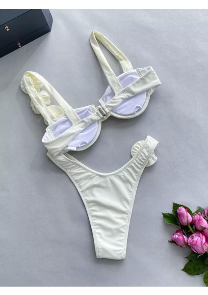 Krem Gül Detaylı Bikini Takımı modelleri