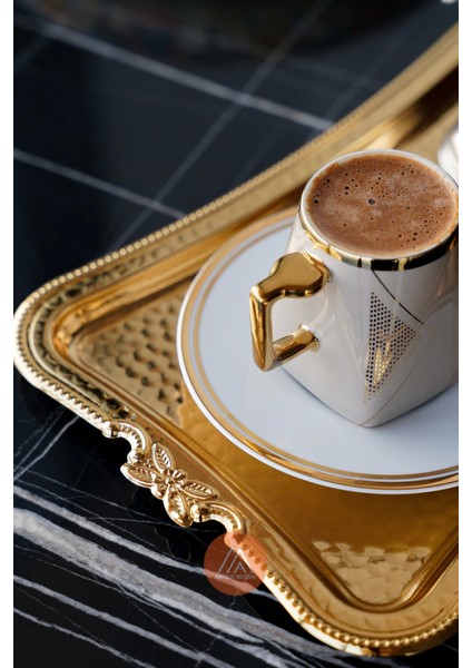 4 Adet Tek Kişilik Dövme Desenli Kahve Sunumluk Metal Damat Söz Tepsisi Gold 26 x 16 cm