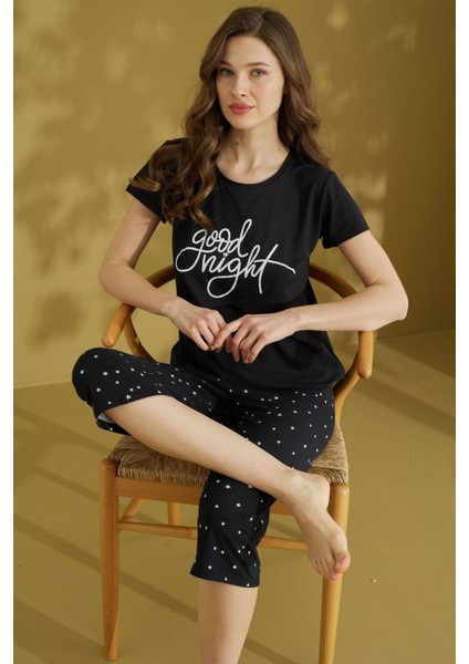 Kadın Düğmesiz Bisiklet Yaka Yazlık Viskon Kısa Kol Kapri Bermuda Pijama Takımı