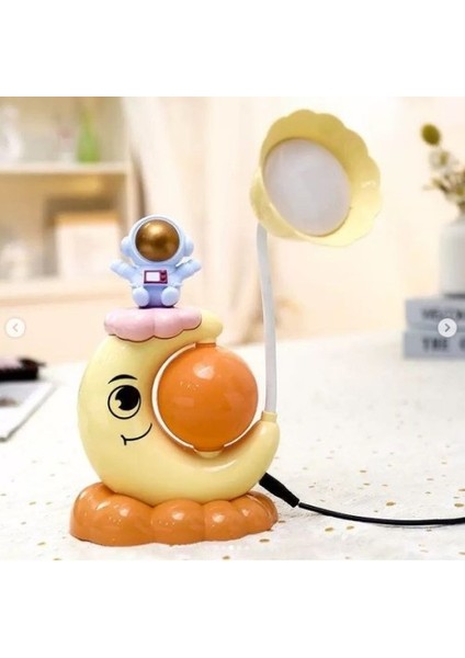 Büro Ev Ofis Hediyesi Için Ayda Astronot Desenli Çocuk Odası Gece Lambası fırsatları