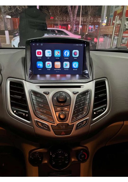 Ford Fiesta 2012 Yıl Uyumlu 9 Inç Android Multimedya Carplay+Android Auto+Navigasyon