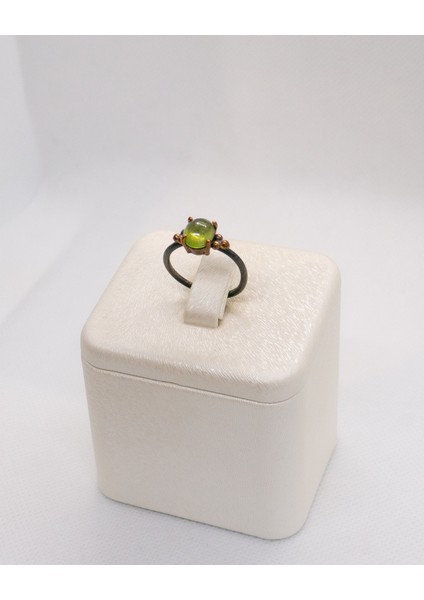 Zebercet (Peridot) Doğal Taşlı Minimal Gümüş Yüzük