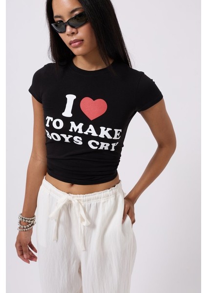 Nakış Detay Baskılı Crop T-Shirt