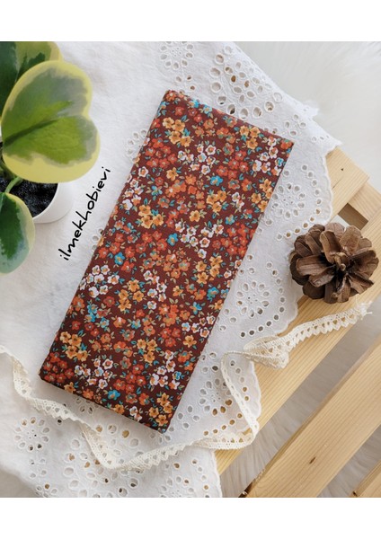 Poplin Kumaş Çiçek Desen Kahverengi Zemin Cotton 50*170 cm (1 Prç)