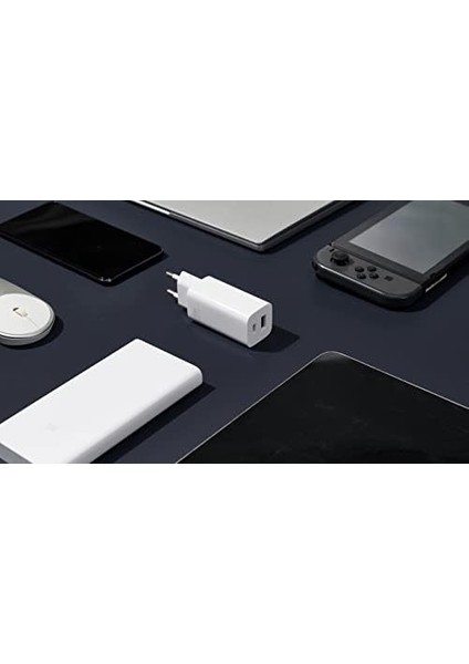 Mi 65 W Fast Charger Usb-C + Usb-A Şarj Cihazı, Akıllı Telefon, Tablet, Dizüstü Bilgisayar Vb. Için. (65 Watt, Gan Teknolojisi, Evrensel Uyumluluk, Çoklu Korumalı Güvenlik Sistemi, Kompakt