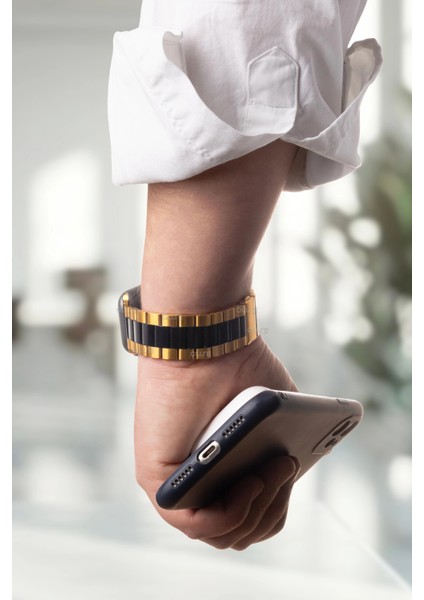 Paslanmaz Çelik Üç Bakla Metal Kordon, Apple Watch Series SE/11/10/9/8/7/6/5/4/3 ile Uyumlu, 46MM/45MM/44MM, Gold&siyah indirimleri