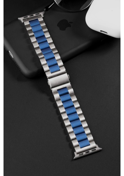 Paslanmaz Çelik Üç Bakla Metal Kordon, Apple Watch Series SE/11/10/9/8/7/6/5/4/3 ile Uyumlu, 42MM/41MM/40MM/38MM, Gümüş&mavi fiyatları