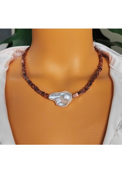 Lav Taşı ve Yapay Barok İnci Kolye – Doğal Enerji, Şık Tasarım, Negatif Enerji Temizleyici Aksesuar