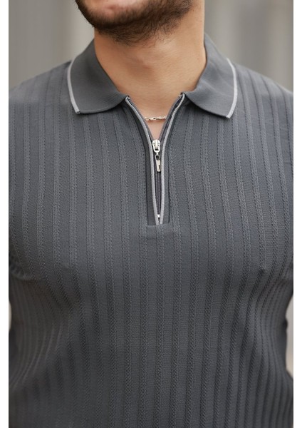Erkek Fermuarlı Yakalı Kısa Kollu T-Shirt