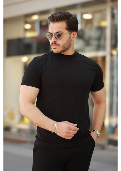 Erkek Ince Çizgi Dokulu Kısa Kollu T-Shirt