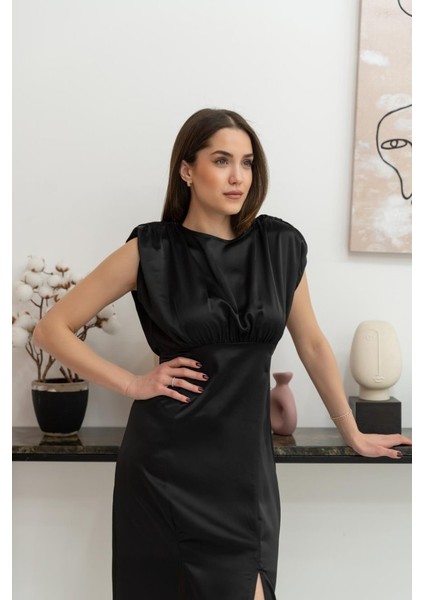 Vizon Eteği Yırtmaçlı Helen Elbise