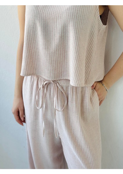 Sırtı Açık Kısa Bluz Üst Kadın Krem fırsatları