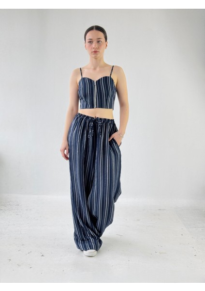 Tasarım Bol Kesim Pantolon Kadın Lacivert fırsatları