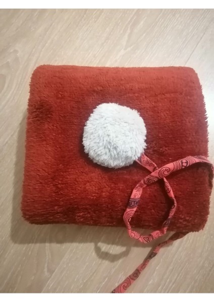 Luxury Kedi Köpek Battaniyesi Ponpon Hediyeli Wellsoft Peluş Yıkanabilir Kedi Battaniyesi Köpek Battaniyesi 1 Adet