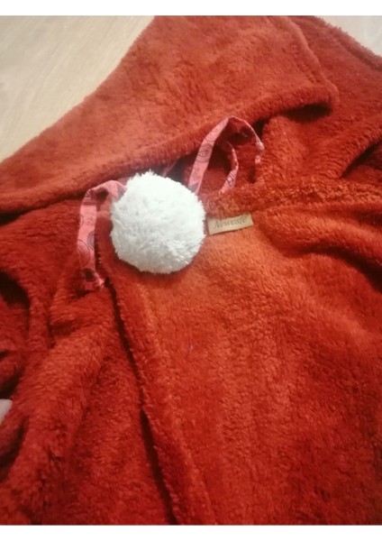 Luxury Kedi Köpek Battaniyesi Ponpon Hediyeli Wellsoft Peluş Yıkanabilir Kedi Battaniyesi Köpek Battaniyesi 1 Adet modelleri