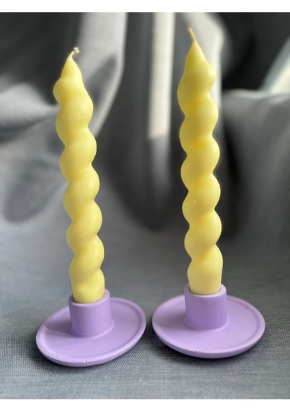 Pastel Renkli 2'li Şamdan ve 2 Burgu Mum Seti – Mor Şamdan & Sarı Mum – 4 Parça Yazlık Dekorasyon