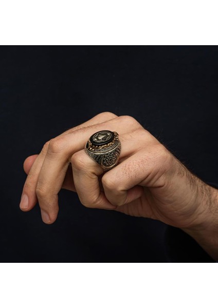 Fetih Koleksiyonumuzdan Tuğra Desenli 925 Ayar Erkek Gümüş Yüzük modelleri