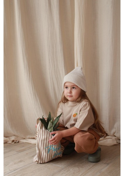 Ananas Nakışlı Oversize T-Shirt fiyatları