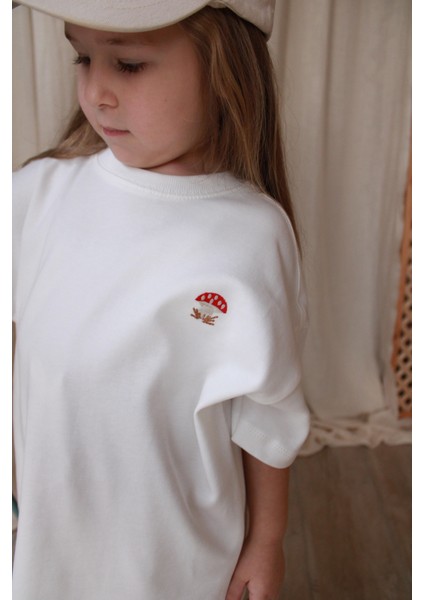 Mantar Nakışlı Oversize T-Shirt fiyatları