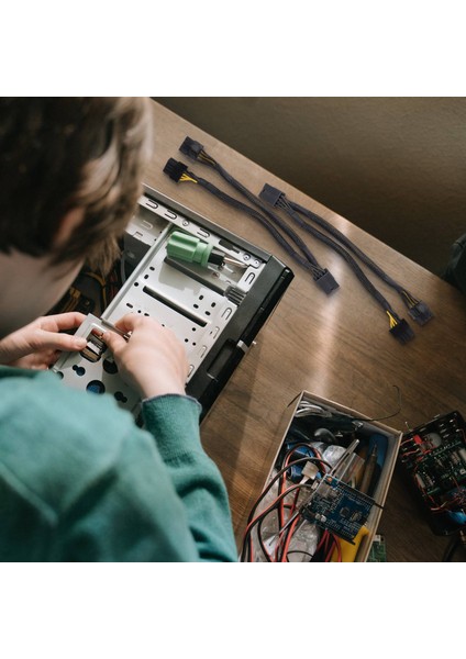 Paket Gpu VGA Pcı-E 8 Pin Dişi - Çift 8(6+2) Pin Erkek Kablo 8 Inç (Yurt Dışından) modelleri