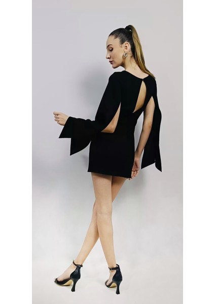 Pelerin Kollu Mini Elbise fırsatları