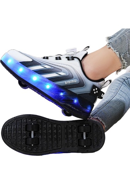 Öğrenci Şiddetli Tekerlekli Paten Iki Tekerlekli Deforme Olabilir (Yurt Dışından)