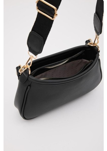 Farme Deri Siyah Baget Çanta fırsatları