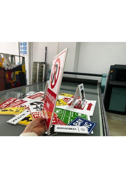 Asılı Yük Altında Durma 25X35CM Dakota Iş Güvenliği Uyarı Levhası fırsatları