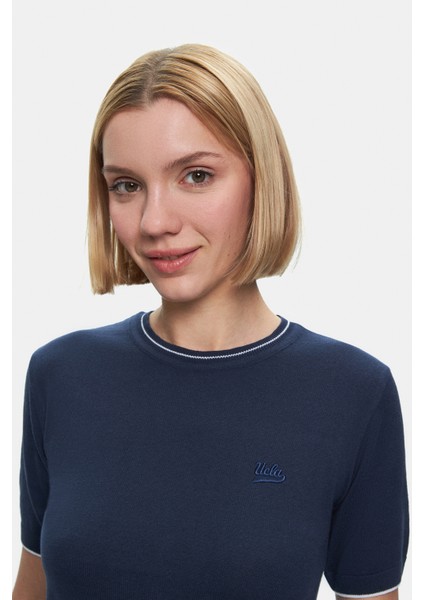 Jenny Lacivert Bisiklet Yaka Triko Nakışlı Standard Fit Kadın Tshirt